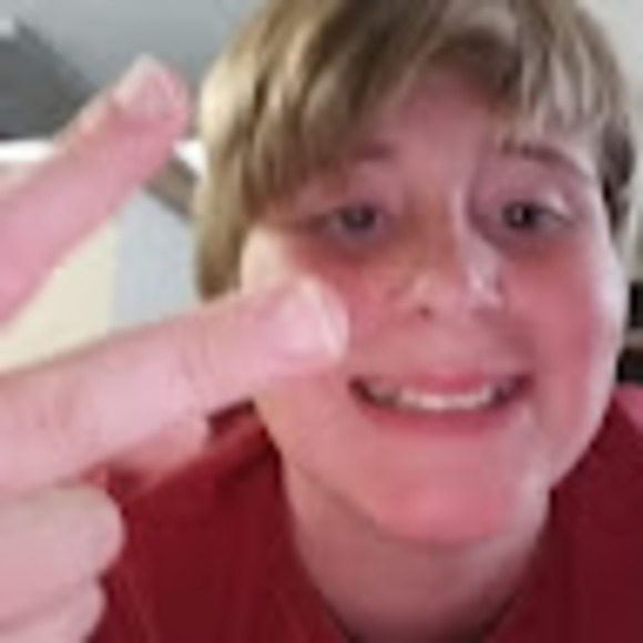 Meet your Posher, Rhonda - Picture 1 of 1